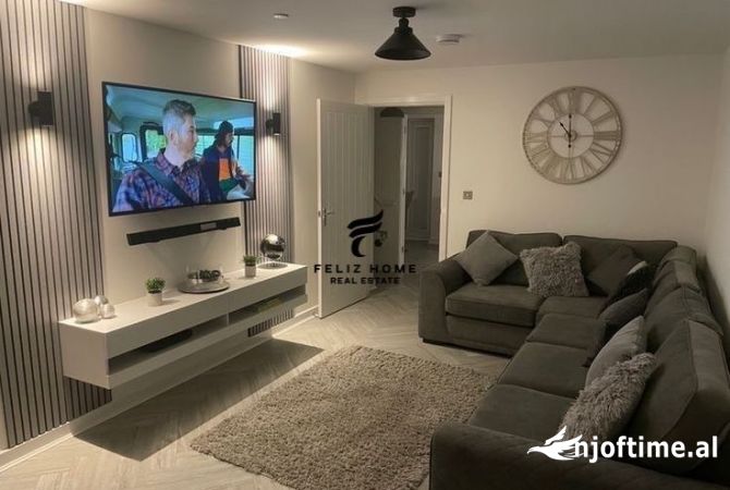 Shtepi me qera 2+1 ne Tirane - 750 Euro