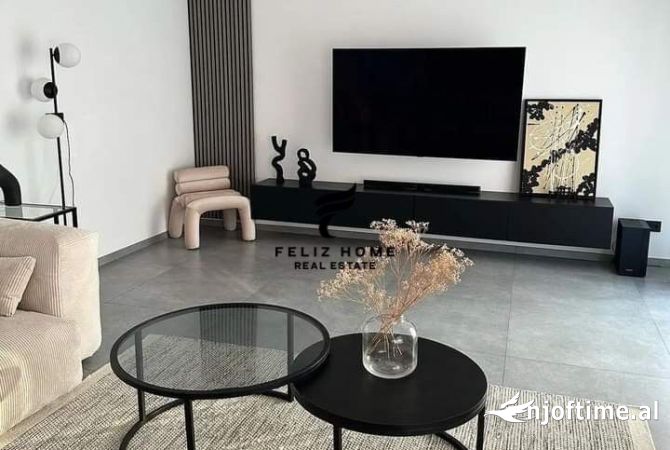Casa in affitto 3+1 a Tirana - 1,000 Euro