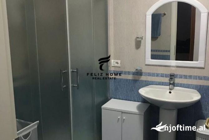 Shtepi me qera 2+1 ne Tirane - 700 Euro