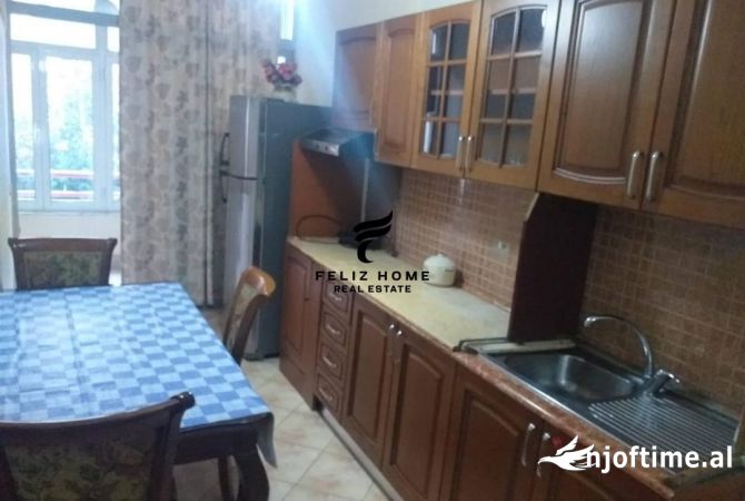 Shtepi me qera Apartament ne Tirane, 1+1, Mobilimi E mobiluar, Pagesa 350  Euro.