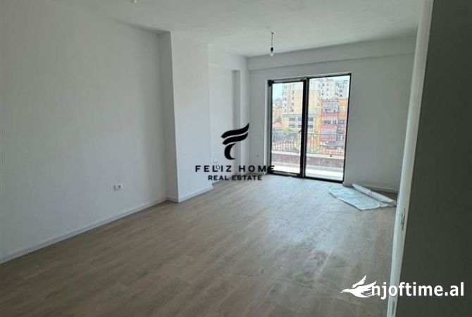 Shtepi me qera 2+1 ne Tirane - 700 Euro