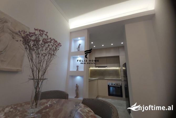 Shtepi me qera Apartament ne Tirane, 1+1, Mobilimi E mobiluar, Pagesa 1,200  Euro.