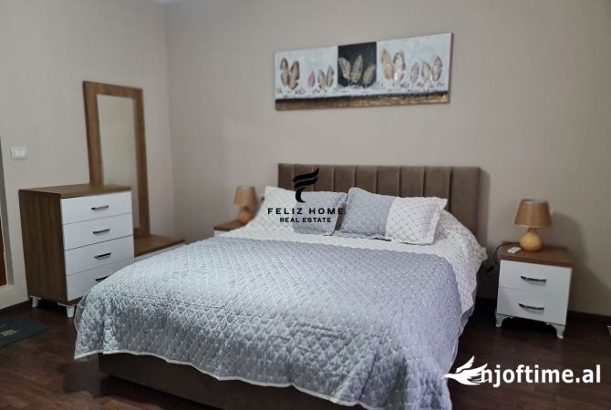 Shtepi me qera Apartament ne Tirane, 2+1, Mobilimi E mobiluar, Pagesa 700  Euro.
