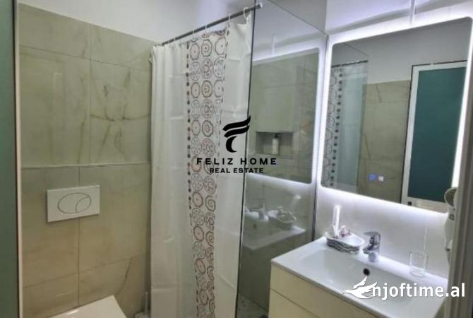 Shtepi ne shitje Apartament ne Tirane, 7+1, Mobilimi E mobiluar, Pagesa 1,350,000  Euro.