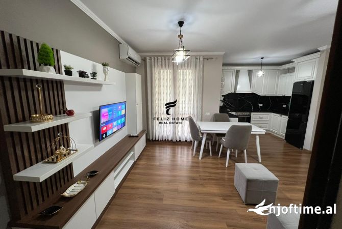 Shtepi me qera 2+1 ne Tirane - 700 Euro