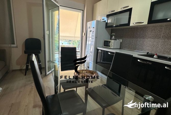 Shtepi me qera 2+1 ne Tirane - 650 Euro