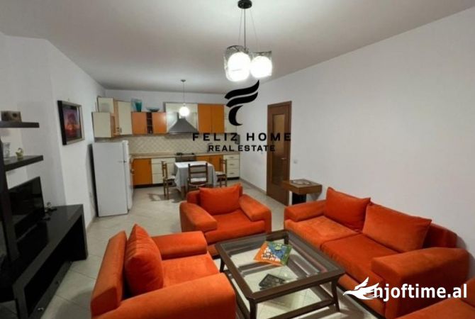 Shtepi me qera 2+1 ne Tirane - 700 Euro