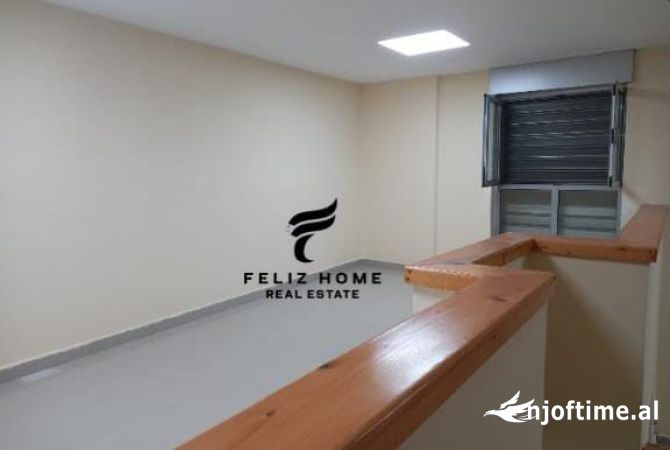 AMBIENT BIZNESI ME QERA 143 M2 SPITALI AMERIKAN 3 700 EURO