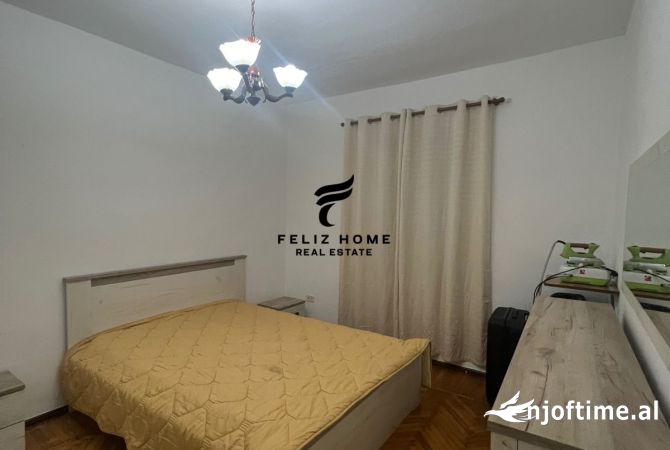 Shtepi ne shitje Apartament ne Tirane, 2+1, Mobilimi E mobiluar, Pagesa 135,000  Euro.
