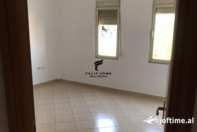 Shtepi me qera 2+1 ne Tirane - 650 Euro