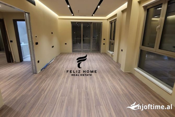 Ambient biznesi me qera 3+1 ne Tirane - 1,800 Euro