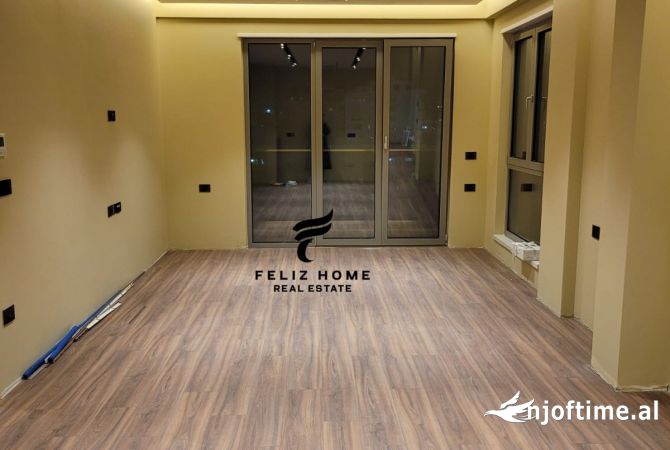 Ambient biznesi me qera 3+1 ne Tirane - 1,800 Euro