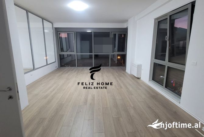 Ambient biznesi me qera 3+1 ne Tirane - 2,500 Euro
