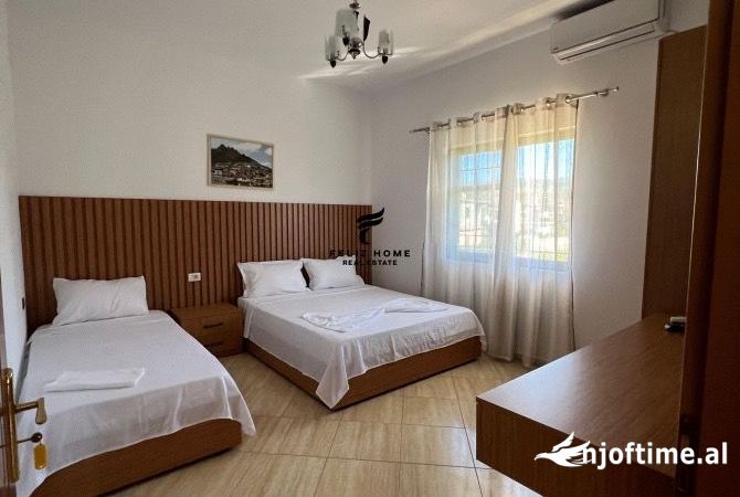 Shtepi ne shitje 7+1 ne Tirane - 1,750,000 Euro