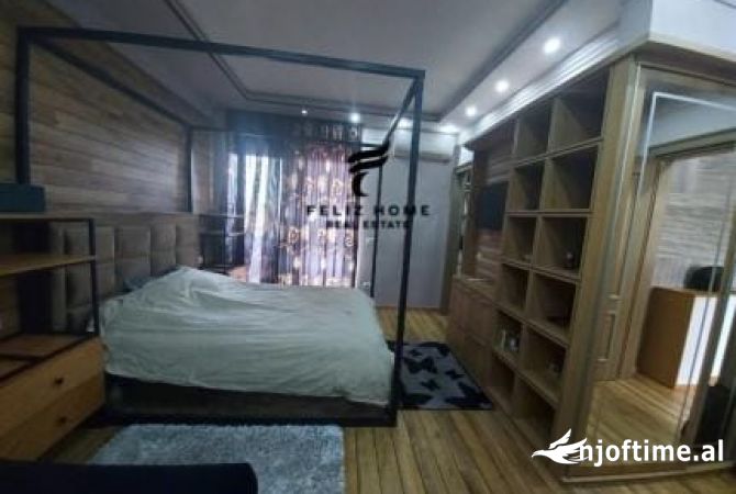Shtepi ne shitje 1+1 ne Tirane - 300,000 Euro