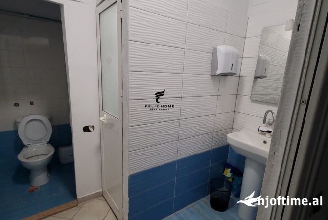 AMBIENT BIZNESI ME QERA 310 M2 QENDER 3.100 EURO