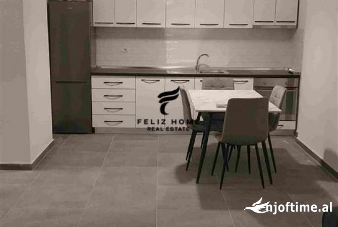 Shtepi me qera 2+1 ne Tirane - 45,000 Leke