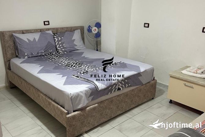 Shtepi me qera Apartament ne Tirane, 1+1, Mobilimi E mobiluar, Pagesa 550  Euro.