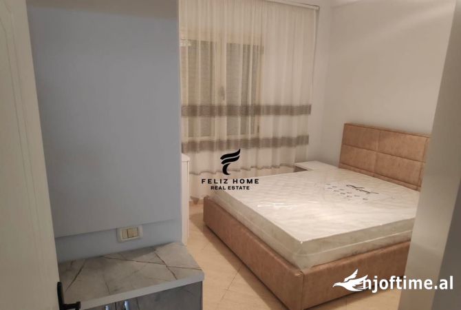 Shtepi me qera Apartament ne Tirane, 2+1, Mobilimi E mobiluar, Pagesa 550  Euro.