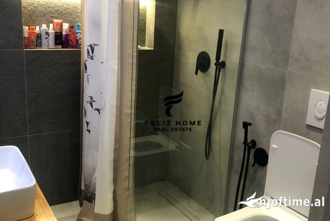 Shtepi me qera Apartament ne Tirane, 2+1, Mobilimi E mobiluar, Pagesa 650  Euro.