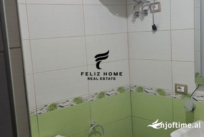 Shtepi ne shitje Apartament ne Tirane, 2+1, Mobilimi Bosh, pa mobiluar, Pagesa 135,000  Euro.