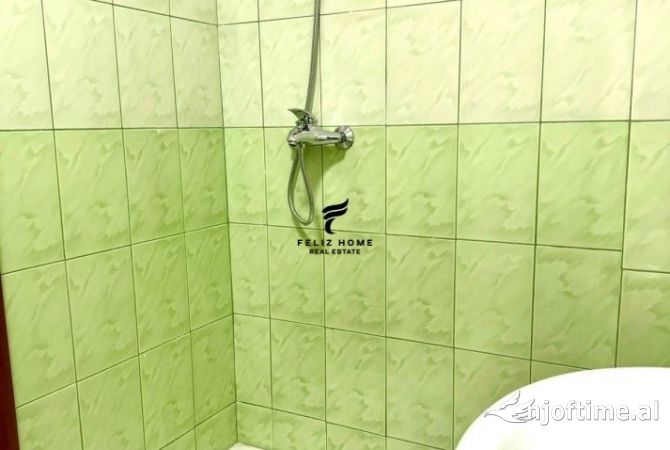 Shtepi me qera Apartament ne Tirane, Garsoniere, Mobilimi Bosh, pa mobiluar, Pagesa 500  Euro.