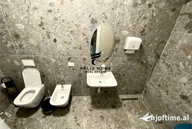 ZYRE ME QERA 133 M2 21 DHJETORI 900 EURO