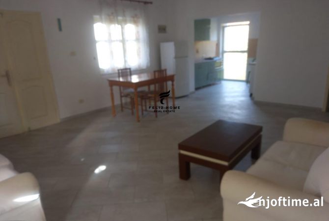 Shtepi me qera 3+1 ne Tirane - 50,000 Leke