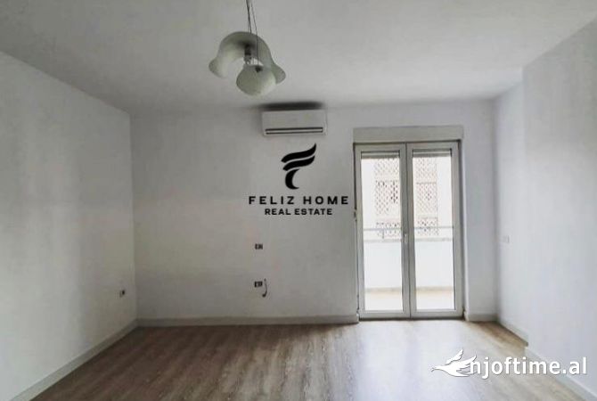 Ambient biznesi me qera 3+1 ne Tirane - 550 Euro