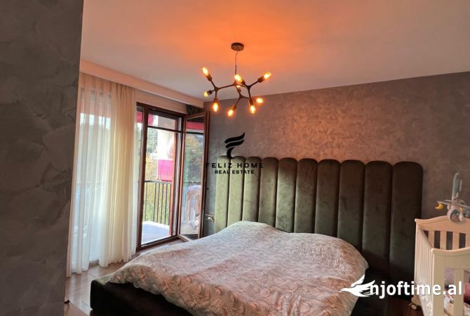 Shtepi ne shitje Apartament ne Tirane, 2+1, Mobilimi E mobiluar, Pagesa 240,000  Euro.