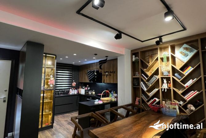 Shtepi ne shitje 2+1 ne Tirane - 240,000 Euro