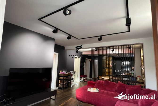 Shtepi ne shitje 2+1 ne Tirane - 240,000 Euro