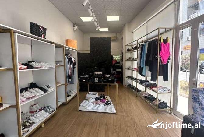 Ambient biznesi ne shitje 1+1 ne Tirane - 420,000 Euro