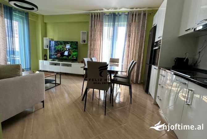 Shtepi me qera 2+1 ne Tirane - 700 Euro
