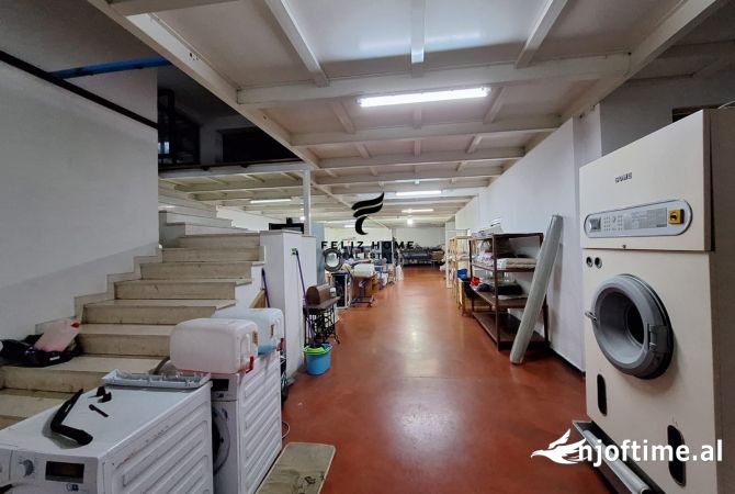 Ambient biznesi me qera 4+1 ne Tirane - 3,500 Euro