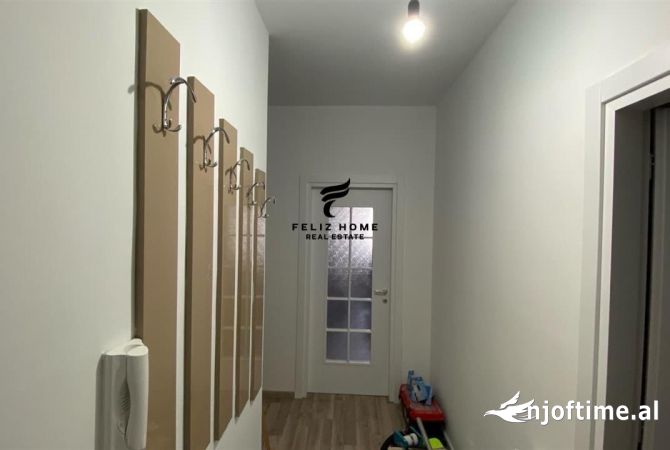 Shtepi me qera Apartament ne Tirane, 2+1, Mobilimi E mobiluar, Pagesa 550  Euro.