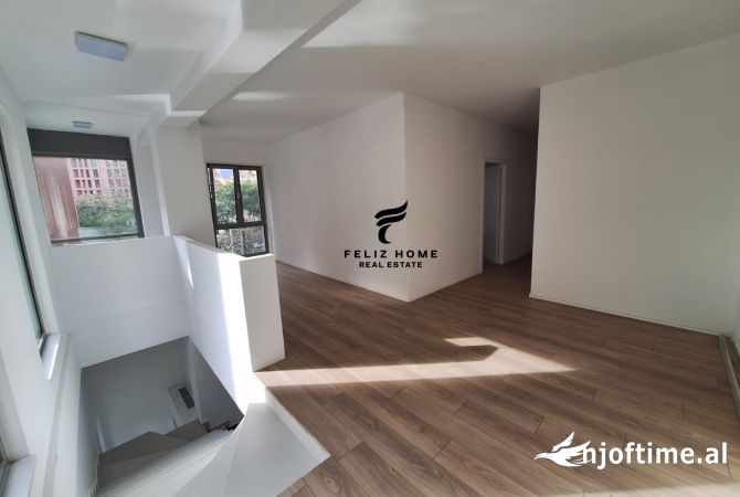 Ambient biznesi me qera 3+1 ne Tirane - 2,200 Euro