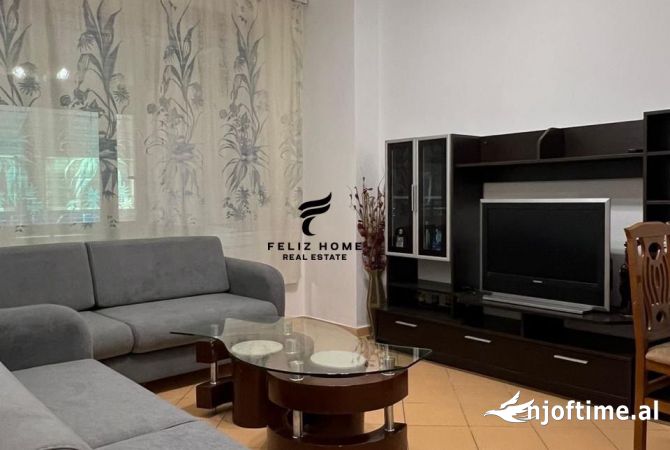 Shtepi me qera 2+1 ne Tirane - 95,000 Leke