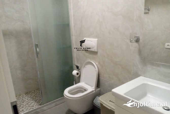 Shtepi me qera Apartament ne Tirane, 2+1, Mobilimi E mobiluar, Pagesa 600  Euro.