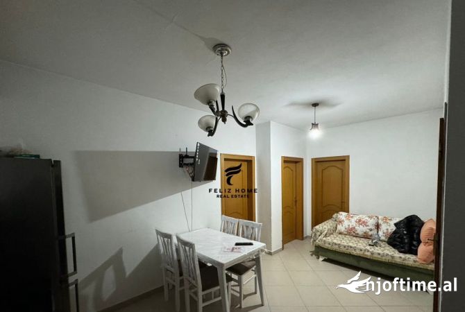 Shtepi me qera 2+1 ne Tirane - 400 Euro