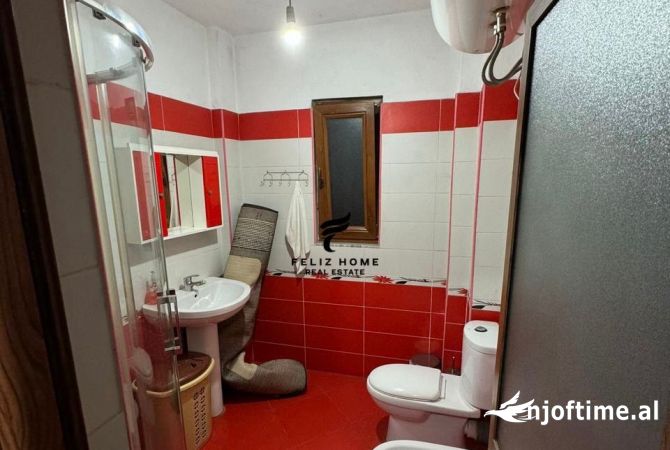 Shtepi me qera 2+1 ne Tirane - 400 Euro