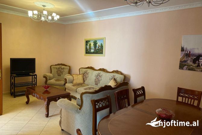 Shtepi me qera 2+1 ne Tirane - 500 Euro