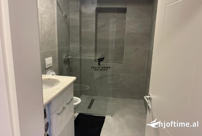 Shtepi me qera Apartament ne Tirane, 1+1, Mobilimi E mobiluar, Pagesa 650  Euro.