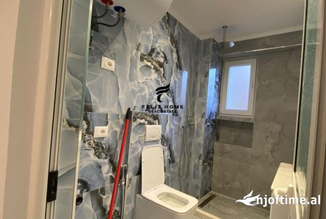 Shtepi ne shitje Apartament ne Tirane, 2+1, Mobilimi Bosh, pa mobiluar, Pagesa 185,000  Euro.