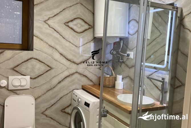 Shtepi ne shitje Apartament ne Tirane, 2+1, Mobilimi E mobiluar, Pagesa 312,000  Euro.