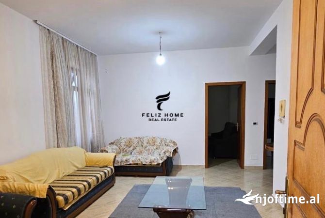 Shtepi me qera 2+1 ne Tirane - 550 Euro