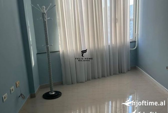 Shtepi me qera 2+1 ne Tirane - 700 Euro