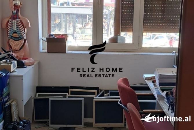 Ambient biznesi me qera 3+1 ne Tirane - 700 Euro
