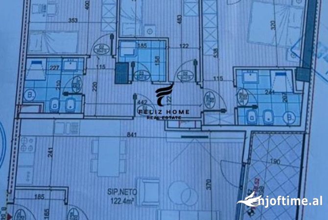 Shtepi ne shitje Apartament ne Tirane, 3+1, Mobilimi Bosh, pa mobiluar, Pagesa 185,000  Euro.