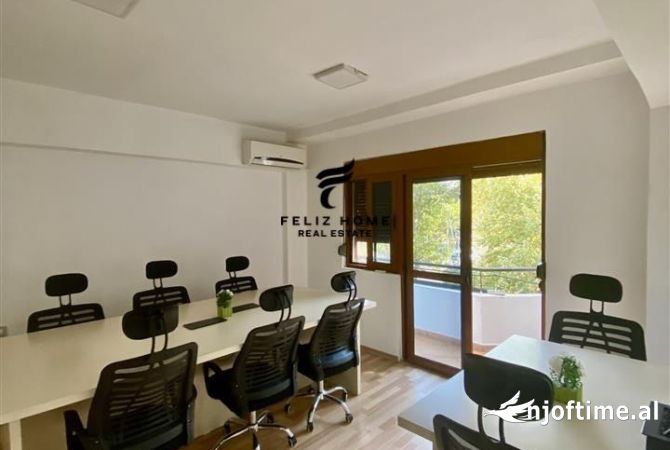 Ambient biznesi me qera 3+1 ne Tirane - 900 Euro